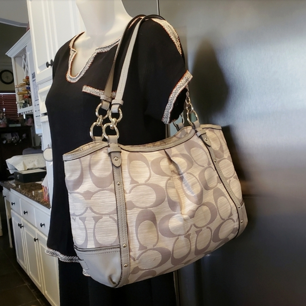 Coach Signature F21919 Alexandra Chain Canvas Leather Gray Shoulder Tote Bag Med - Picture 5 of 16